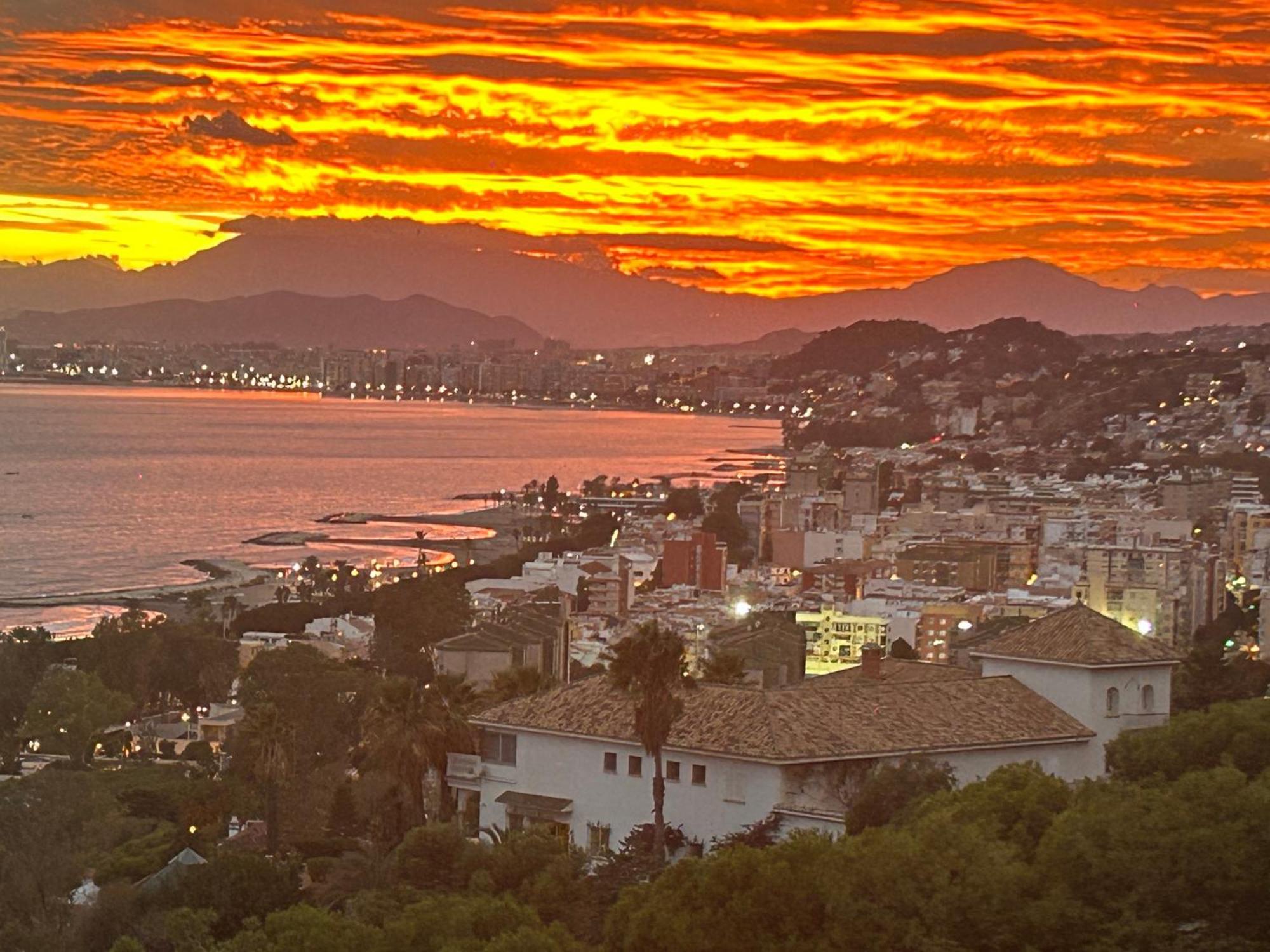 Marvellous Malaga Mediterranean And Mountain Views מראה חיצוני תמונה